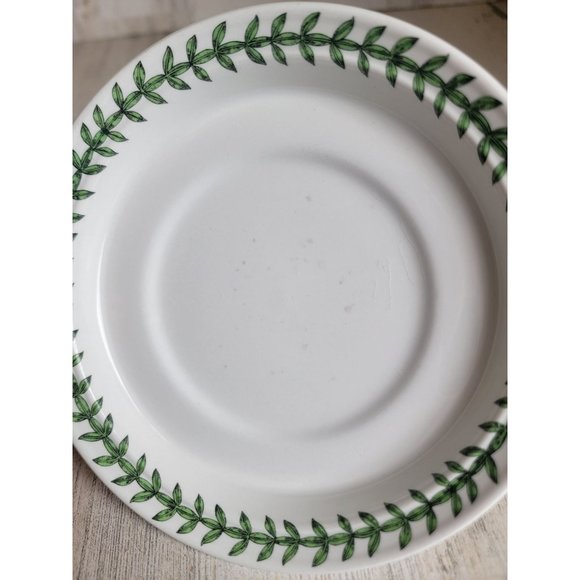 Portmeirion Botanic AS IS 6" leaf rimmed saucer plate - Picture 2 of 6